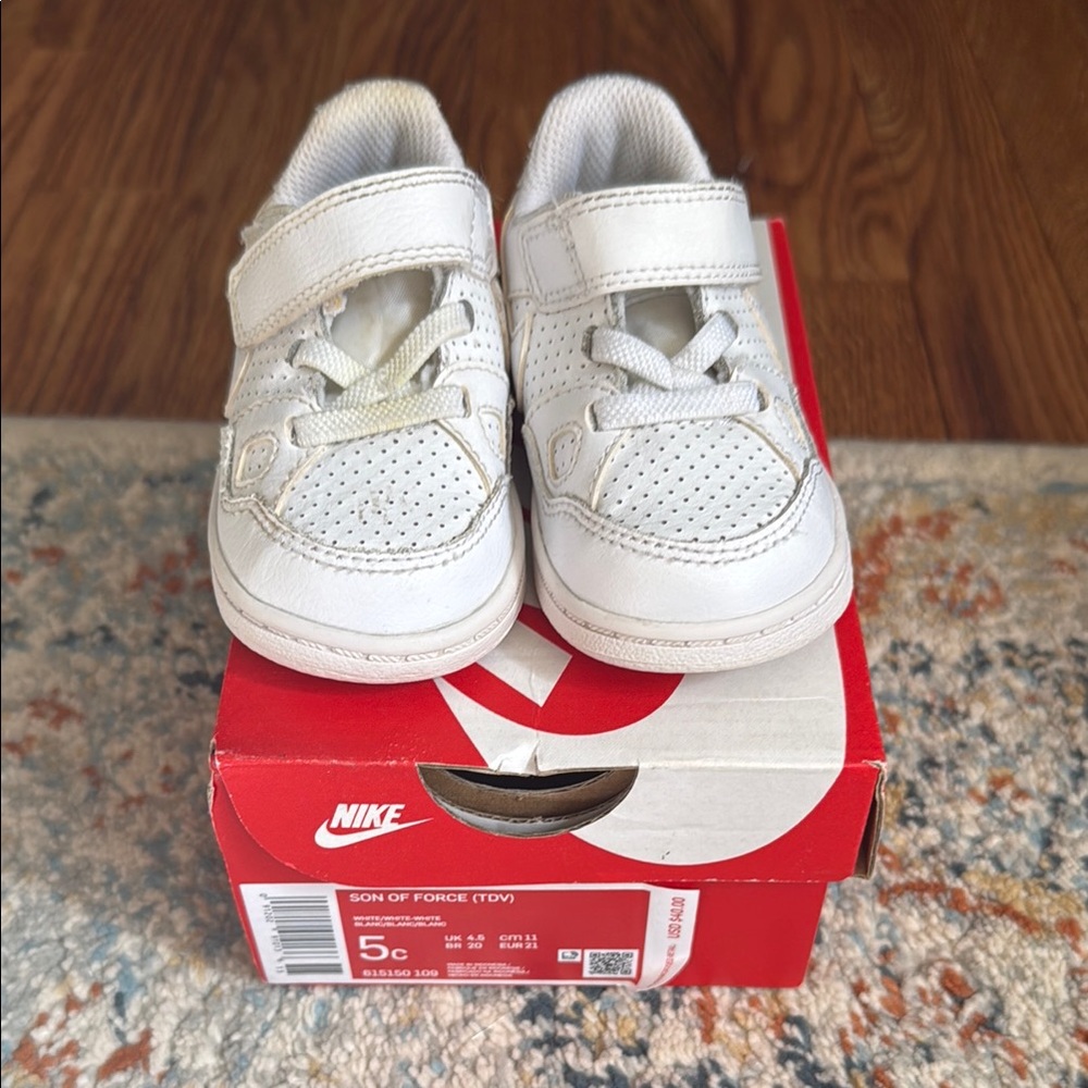 Nike Toddler- Son of Force White Shoes